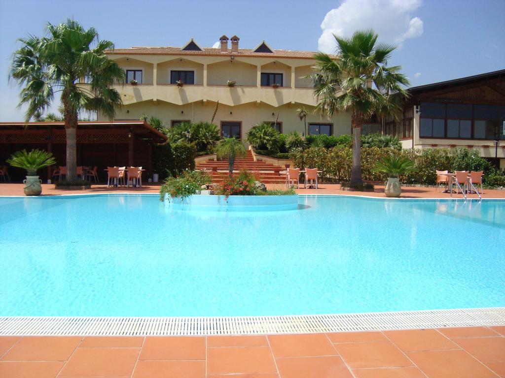 Tenuta Colle Degli Ulivi Sibari Luaran gambar